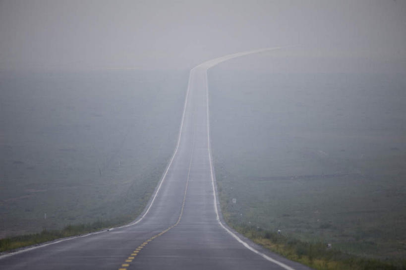 无人,横图,室外,白天,正面,消失点,旅游,度假,草地,草原,美景,植物,雾,道路,路,公路,中国,亚洲,朦胧,模糊,曲折,弯曲,景观,旷野,分界线,停车线,交通,娱乐,草,绿色,自然,享受,休闲,景色,放松,蒙,蜿蜒,车行道,车行道分界线,迷雾,自然风光,原野,标线,东亚,车行线,内蒙古,中华人民共和国,华北地区,内蒙古自治区,大雾,马路,彩图,没影点,灭点,锡林浩特,锡林浩特市