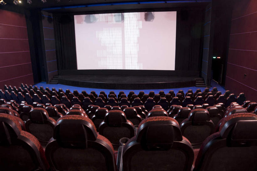 无人,横图,俯视,室内,白天,显示器,电影院,剧院,一排,许多,整齐,并列,并排,屏幕,墙,看台,很多,显示屏,墙壁,墙面,座位,排列,队列,平行,输出设备,坐位,彩图,高角度拍摄,剧场,影院