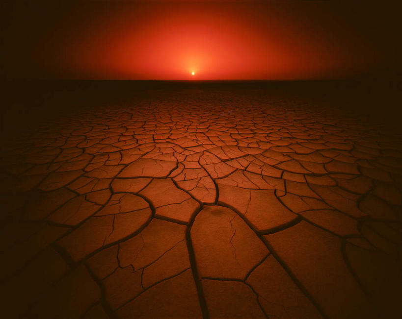 无人,横图,室外,白天,正面,日落,沙漠,中国,亚洲,缝隙,裂缝,地平线,晚霞,霞光,落日,辽阔,地面,自然灾害,背光,黄昏,广阔,彩霞,一望无际,干旱,戈壁,灾难,延伸,逆光,东亚,戈壁滩,火焰山,吐鲁番,新疆,中华人民共和国,天地相交,新疆维吾尔自治区,西北地区,劫难,磨难,无边无际,一马平川,灾祸,夕照,薄暮,大漠,砂漠,夕阳,彩图,傍晚,火洲,吐鲁番地区,斜阳,灾害,新,戈壁沙漠,瀚海沙漠