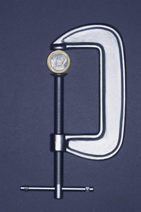 无人,竖图,室内,特写,白天,正面,钱,静物,阴影,蓝色背景,反射,钱币,影子,一个,金融,摄影,影棚,经济,单个,流通,贸易,木工夹,C型夹,C型钳,G型夹,G型钳,货币,现金,硬币,彩图,影棚拍摄,拍摄