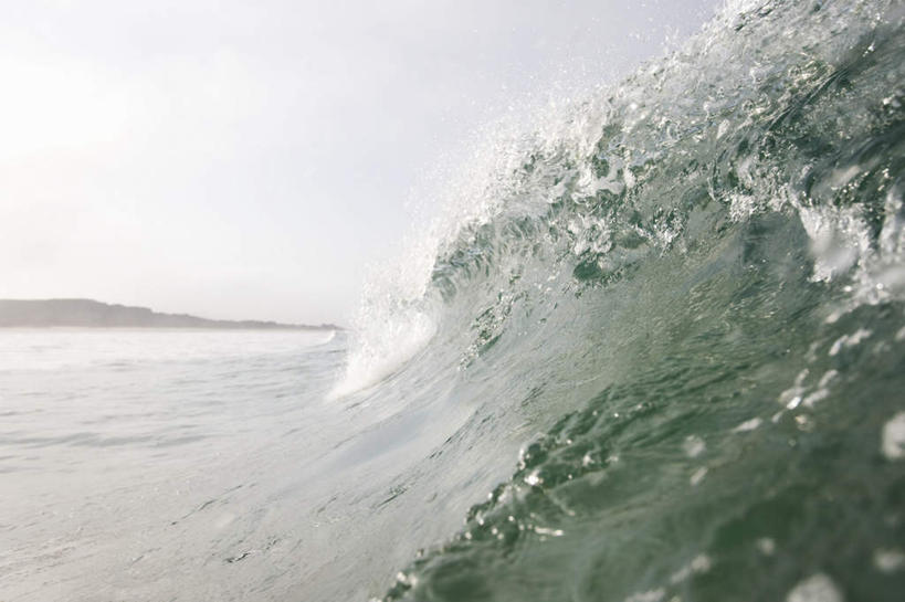 无人,横图,室外,白天,正面,旅游,度假,海浪,海洋,美景,英国,欧洲,阴影,朦胧,模糊,光线,影子,景观,浪花,娱乐,蓝色,蓝天,天空,阳光,自然,海水,天,享受,休闲,景色,放松,晴朗,西欧,自然风光,大不列颠,海景,大不列颠及北爱尔兰联合王国,万里无云,大不列颠联合王国,日不落英帝国,康沃尔,康沃尔郡,大海,风浪,海,海水的波动,近岸浪,涌浪,晴空,晴空万里,彩图