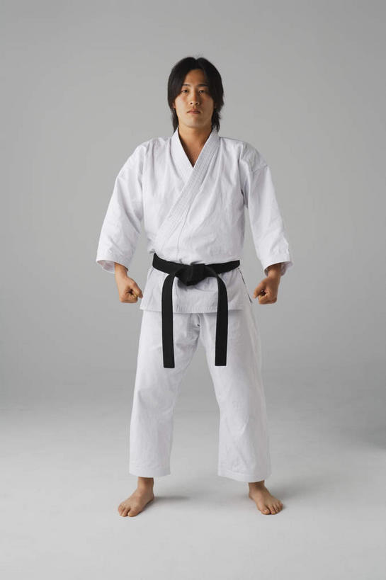 东方人,两个人,运动员,站,竖图,室内,白天,白色背景,正面,运动服,锻炼,快乐,比赛,运动,竞争,亚洲,服装,黄种人,娱乐,腰带,衣服,白色,黑色,站着,休闲,摄影,服饰,影棚,体育运动,衣着,穿着,黑带,空手道,配饰,对手,裤带,衣饰,敌手,体育,男人,男性,年轻男性,亚洲人,体育运动员,运动选手,站立,彩图,全身,影棚拍摄,健身,拍摄,运动装