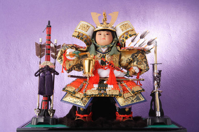 无人,横图,室内,白天,正面,静物,雕塑,紫色背景,节日,庆祝,艺术,装饰,雕刻,雕像,文化,石雕,一个,工艺品,庆典,摄影,影棚,单个,护甲,纪念,华丽,修饰,美术,点缀,儿童节,武士,主题,陈列,功能,美学,衬托,美观,雅致,雅观,彩图,全身,影棚拍摄,拍摄