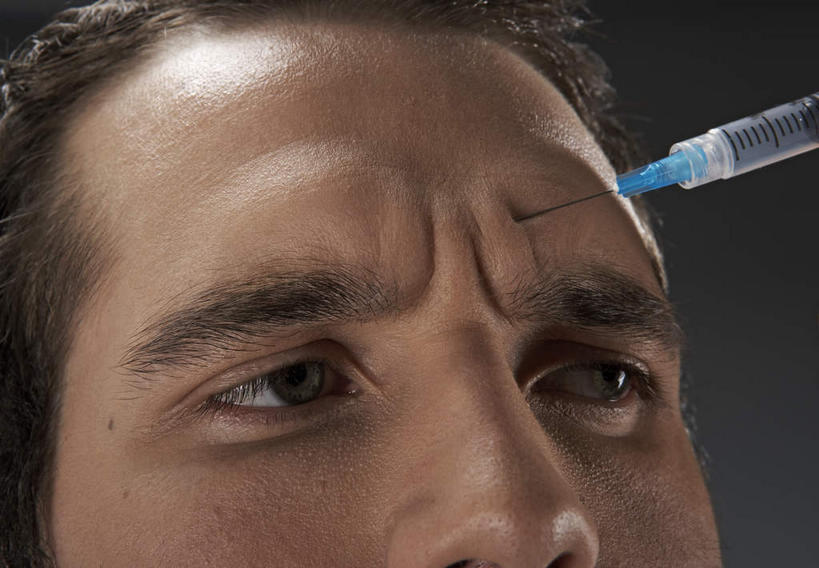 西方人,脸,头,眼睛,脸颊,眉毛,睫毛,一个人,横图,室内,特写,白天,正面,欧洲,欧洲人,瞳孔,仅一个男性,仅一个人,灰色背景,注视,仅一个年轻男性,一个,观察,看,针管,针筒,注射,眼部,摄影,影棚,单个,观看,察看,医疗,医疗设备,注射器,关注,肉毒杆菌,麻醉剂,肉毒杆菌毒素,男人,男性,年轻男性,白种人,头部,睫,脸部,脸蛋,眉,面部,眼,眼睫毛,眼眉,半身,彩图,影棚拍摄,拍摄,肉毒毒素,神经毒素,生物毒素,眼眉毛