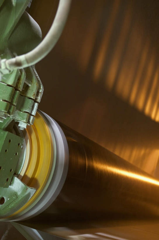 无人,工厂,竖图,室内,特写,白天,正面,机器,一张,阴影,朦胧,模糊,光线,影子,纸,灯光,机械,彩图,工地,制造厂