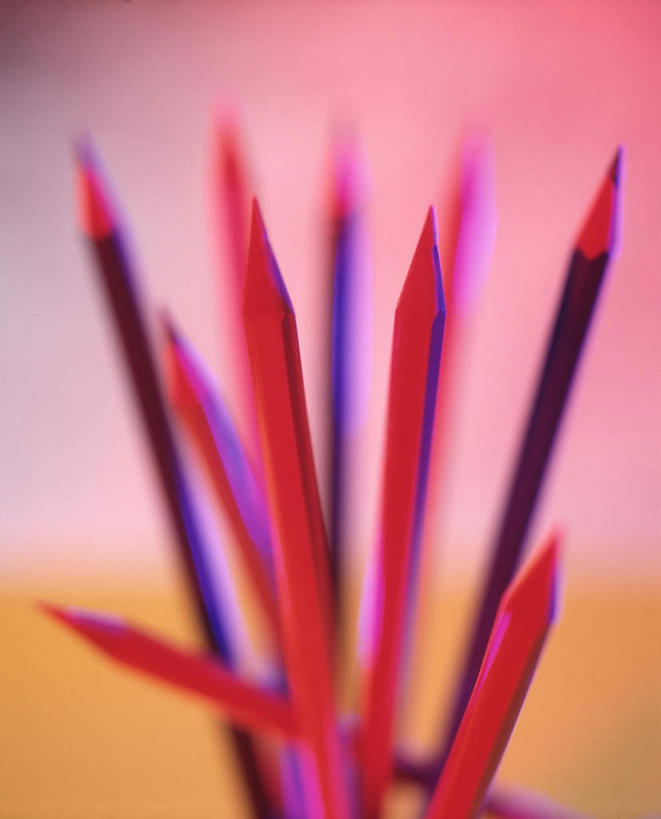 无人,竖图,室内,白天,正面,静物,许多,朦胧,模糊,笔,办公用品,很多,文具,铅笔,学习用品,摄影,影棚,笔尖,文具用品,锋利,尖锐,尖利,犀利,彩图,影棚拍摄,拍摄