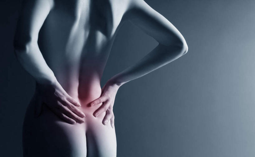 西方人,臀部,一个人,站,摸,横图,室内,特写,白天,正面,欧洲,欧洲人,仅一个年轻女性,仅一个女性,仅一个人,抚摸,灰色背景,裸露,红色,站着,摄影,影棚,赤裸,裸,痛,疼,年轻女性,女人,女性,白种人,触摸,接触,站立,半身,彩图,影棚拍摄,拍摄