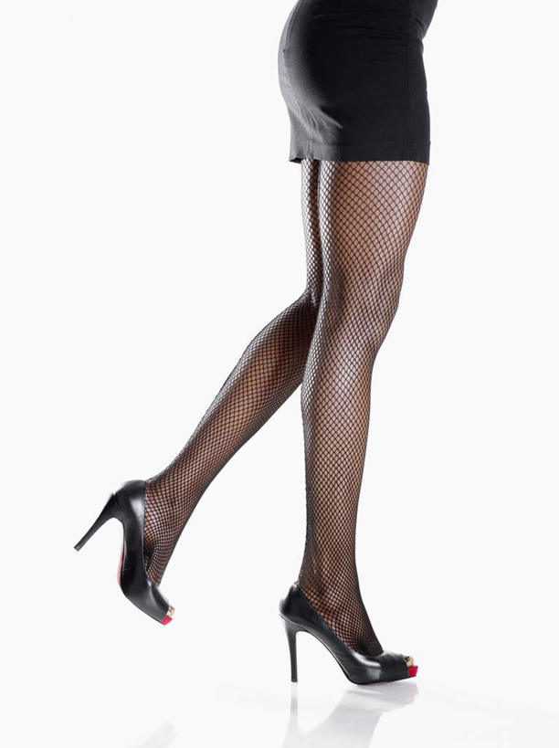 西方人,腿部,腿,一个人,商务人士,商务女性,竖图,室内,特写,白天,白色背景,侧面,高跟鞋,裙子,欧洲,非洲,黑人,欧洲人,仅一个年轻女性,仅一个女性,仅一个人,阴影,套装,反射,网格,影子,地面,职业装,黑色,短裙,摄影,影棚,踮脚,丝袜,单腿,商务装,工薪阶层,年轻女性,女人,女性,非洲人,白领,上班族,站立,半身,彩图,影棚拍摄,拍摄