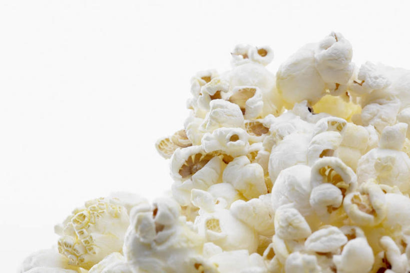 无人,横图,俯视,室内,特写,白天,白色背景,一堆,堆叠,堆积,谷物,食品,米,食物,甜食,零食,奶油,爆米花,摄影,影棚,堆,彩图,高角度拍摄,影棚拍摄,拍摄