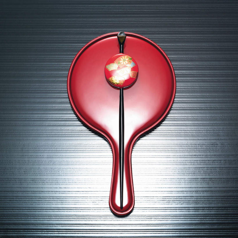 无人,方图,俯视,室内,特写,白天,化妆,美容,镜子,静物,日本,亚洲,阴影,日本文化,装饰,反射,影子,文化,发簪,传统,一只,黑色,化妆镜,摄影,影棚,华丽,修饰,点缀,东亚,日本国,光学,衬托,美观,雅致,雅观,彩图,高角度拍摄,影棚拍摄,拍摄