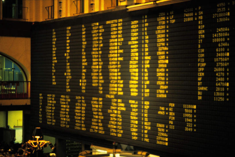 无人,横图,室内,特写,白天,正面,显示器,静物,意大利,欧洲,标志,屏幕,数字,文字,字符,标识,显示屏,金融,阿拉伯数字,证券交易所,交易所,输出设备,米兰,彩图,股票交易所