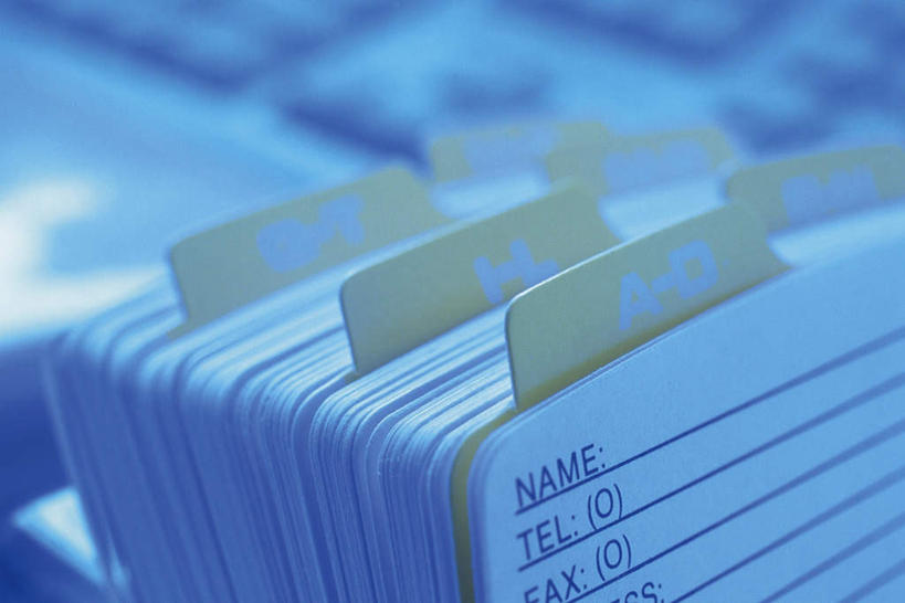 无人,办公室,横图,俯视,室内,特写,白天,办公楼,电脑,笔记本电脑,家具,桌子,写字楼,静物,一堆,堆叠,堆积,朦胧,模糊,网络,标签,办公桌,备忘录,记事本,通讯设备,本子,笔记本,商务楼,堆,无线,通信设备,无线网络,无线上网,便携式电脑,办公家具,手提电脑,彩图,高角度拍摄,大楼