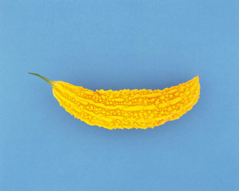 无人,横图,俯视,室内,特写,白天,蔬菜,蓝色背景,新鲜,纹路,苦瓜,食品,食物,一个,黄色,凉瓜,摄影,有机食品,绿色食品,影棚,单个,彩图,高角度拍摄,影棚拍摄,拍摄