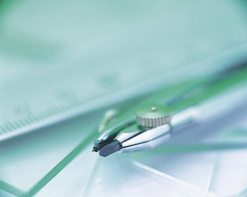 无人,横图,俯视,室内,特写,白天,静物,一张,阴影,朦胧,模糊,反射,测量,影子,纸,刻度,一个,白纸,尺,三角尺,塑料制品,圆规,直尺,角度,单个,测量工具,三角板,尺子,衡量,绘图,作图,比例,测绘,量具,量仪,塑料尺,标度,等角三角板,直角三角板,画图,彩图,高角度拍摄