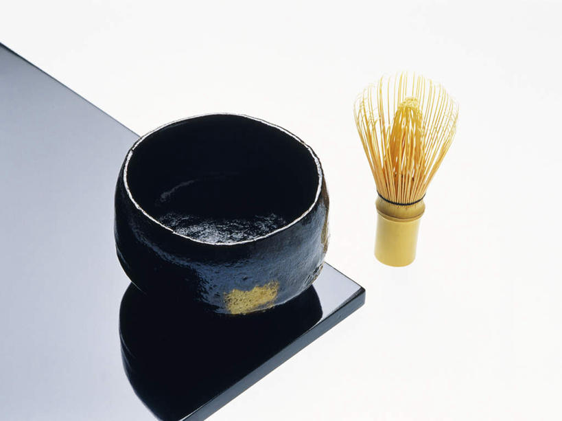 无人,横图,俯视,室内,特写,白天,白色背景,桌面,桌子,静物,餐具,阴影,反射,碟子,盘,影子,一个,盘子,茶具,碟,碗,摄影,影棚,单个,茶筅,茶叶搅拌器,彩图,高角度拍摄,影棚拍摄,拍摄