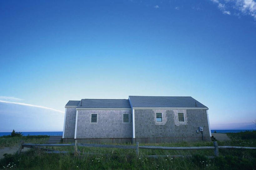 无人,栏杆,横图,室外,白天,仰视,度假,草地,草坪,海浪,海洋,美景,植物,城市风光,城市,美国,栅栏,景观,浪花,篱笆,水平线,云,云朵,围栏,海平线,云彩,娱乐,护栏,草,蓝色,绿色,白云,蓝天,天空,海水,天,享受,休闲,景色,放松,晴朗,北美,北美洲,美洲,海景,马萨诸塞州,麻州,麻省,马萨诸塞,麻塞诸塞,老殖民地,海湾之州,北亚美利加洲,亚美利加洲,楠塔基特,大海,风浪,海,海水的波动,近岸浪,涌浪,晴空,彩图,低角度拍摄