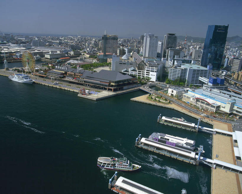 无人,高楼大厦,横图,俯视,航拍,室外,白天,度假,海浪,海洋,美景,城市风光,城市,大厦,建筑,摩天大楼,船,日本,亚洲,景观,浪花,游艇,娱乐,建设,海水,交通工具,享受,休闲,景色,放松,鸟瞰,海景,东亚,本州,本州岛,日本国,近畿地方,近畿,兵库,兵库县,神户,神户港,神户市,神戸,县厅,神戸市,大海,风浪,海,海水的波动,近岸浪,涌浪,彩图,高角度拍摄,大楼,高层建筑,高楼,摩天楼