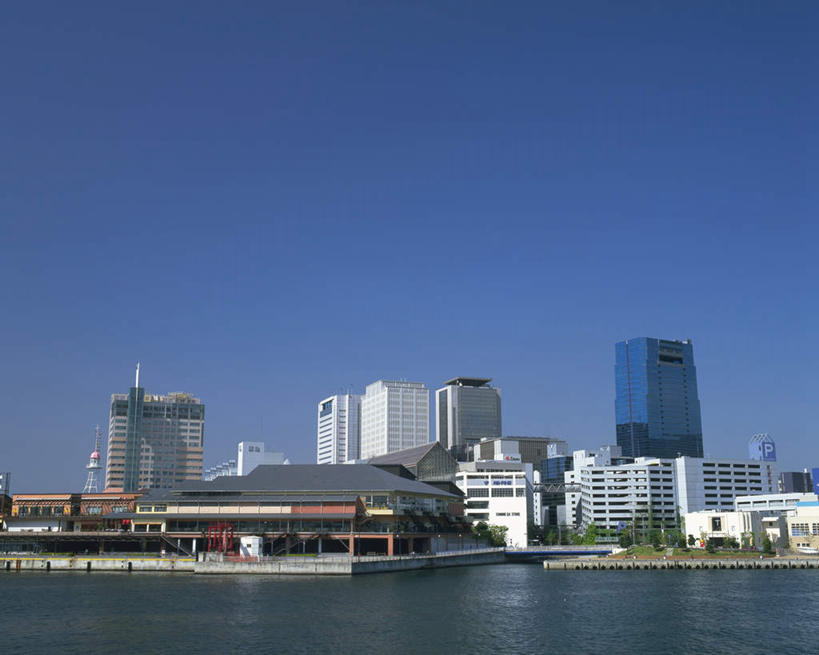 无人,高楼大厦,横图,室外,白天,正面,度假,海浪,海洋,美景,城市风光,城市,大厦,建筑,摩天大楼,日本,亚洲,景观,浪花,娱乐,建设,蓝色,蓝天,天空,海水,天,享受,休闲,景色,放松,晴朗,海景,东亚,本州,万里无云,本州岛,日本国,近畿地方,近畿,兵库,兵库县,神户,神户港,神户市,神戸,县厅,神戸市,大海,风浪,海,海水的波动,近岸浪,涌浪,晴空,晴空万里,彩图,大楼,高层建筑,高楼,摩天楼