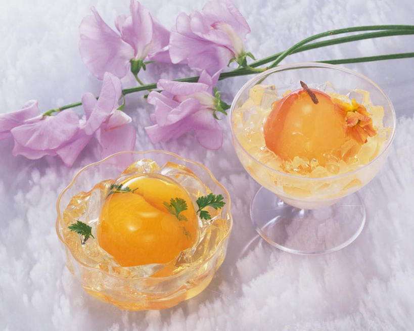 点心,无人,横图,俯视,室内,特写,白天,餐桌,桌子,柑橘,杯子,盛开,香菜,食品,甜点,甜品,花蕾,玻璃制品,花,花瓣,花朵,鲜花,食物,粉色,水杯,果冻,甜食,零食,花苞,花蕊,餐台,啫喱,胡菜,香荽,原荽,园荽,芫荽,胡荽,莞荽,芫茜,芫蓿,莚葛草,莚荽菜,玻璃杯,橘子,桔子,橙子,橙,彩图,高角度拍摄