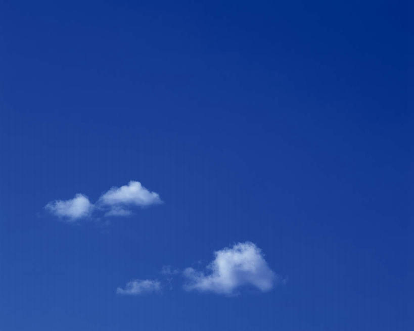 无人,横图,室外,特写,白天,仰视,阴影,光线,影子,云,云朵,云彩,蓝色,白云,蓝天,天空,阳光,天,遮,遮掩,晴朗,掩盖,遮挡,遮盖,掩饰,晴空,彩图,低角度拍摄