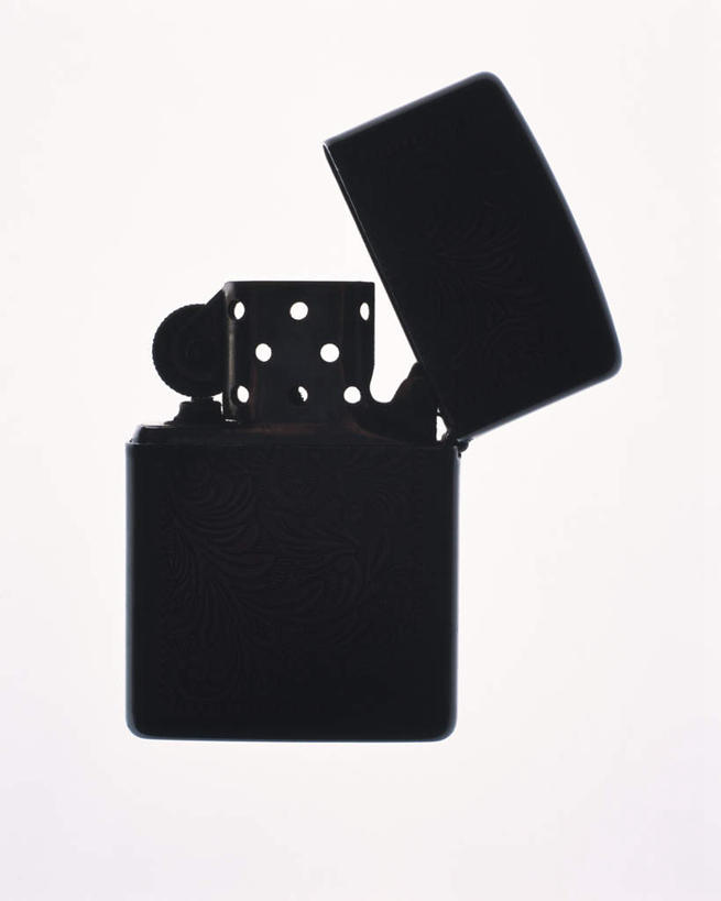 无人,竖图,室内,特写,白天,白色背景,正面,静物,许多,背光,一个,打火机,摄影,影棚,单个,圆孔,逆光,彩图,影棚拍摄,拍摄