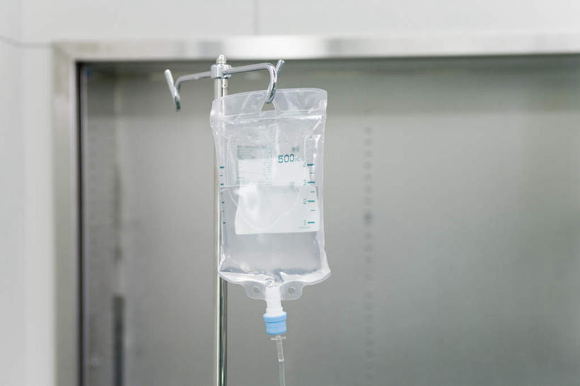 无人,医院,横图,室内,特写,白天,正面,门,静物,悬挂,墙,墙壁,墙面,一个,门框,针管,针筒,注射,单个,医疗,医疗设备,注射器,输液,输液袋,打点滴,医疗机构,输液架,输液瓶,静脉输液,彩图,病院,诊所