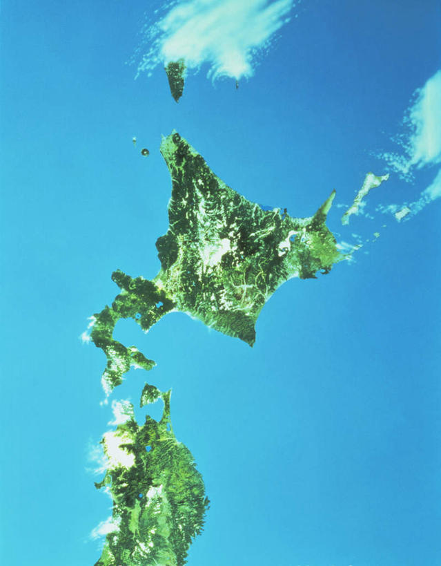 无人,竖图,俯视,航拍,室外,白天,探险,神秘,数码,宇宙,科技,地图,北海道,日本,亚洲,阴影,科学,太空,网络,星球,云,星云,云朵,高光,几何,计算机图形,合成,图像,云彩,蓝色,白云,蓝天,天空,自然,天,探索,太阳系,星系,晴朗,发现,电脑合成图,数码合成图,天体,鸟瞰,银河系,区域,东亚,星体,天文学,外太空,卫星地图,日本国,北海道地方,北海道岛,写实,具体,具象,晴空,彩图,高角度拍摄