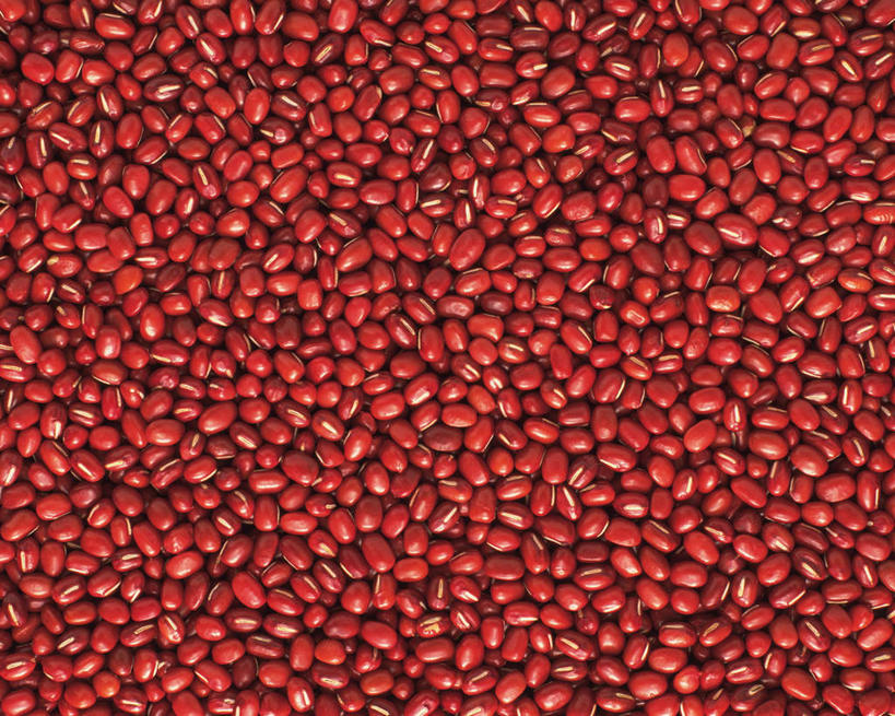无人,横图,俯视,室内,特写,白天,植物,豆,蔬菜,静物,一堆,许多,堆叠,堆积,新鲜,豆类,豆子,红豆,食品,食物,红色,摄影,有机食品,绿色食品,影棚,堆,赤豆,豆科,红小豆,彩图,高角度拍摄,影棚拍摄,拍摄