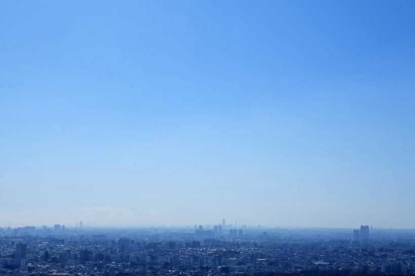 无人,高楼大厦,横图,俯视,航拍,室外,白天,度假,美景,城市风光,城市,大厦,建筑,摩天大楼,东京,日本,亚洲,朦胧,模糊,景观,云,云朵,云彩,娱乐,建设,蓝色,蓝天,天空,天,享受,休闲,景色,放松,晴朗,鸟瞰,东亚,本州,关东地方,本州岛,日本国,东京都,晴空,彩图,高角度拍摄,大楼,高层建筑,高楼,摩天楼