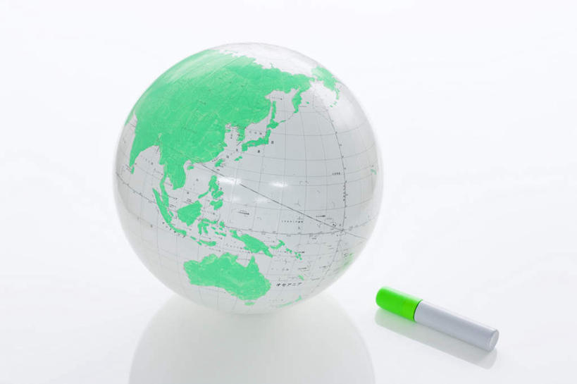 无人,横图,俯视,室内,特写,白天,白色背景,仪器,海洋,地图,朦胧,模糊,网格,笔,地球仪,线条,世界地图,地球,陆地,办公用品,全球,球,文具,记号笔,经纬线,模型,学习用品,球体,摄影,地理,国家,影棚,文具用品,一支,大陆,世界,纬线,版图,经线,经纬仪,地理学,彩图,高角度拍摄,影棚拍摄,拍摄,大洋,大洲