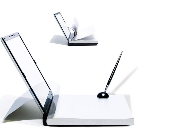 无人,横图,俯视,室内,特写,白天,白色背景,电脑,笔记本电脑,桌面,书籍,阴影,朦胧,模糊,光线,网络,笔,影子,办公用品,通讯设备,文具,阳光,学习用品,摄影,影棚,两本,文具用品,一支,无线,通信设备,无线网络,无线上网,便携式电脑,手提电脑,书,图书,彩图,高角度拍摄,影棚拍摄,拍摄