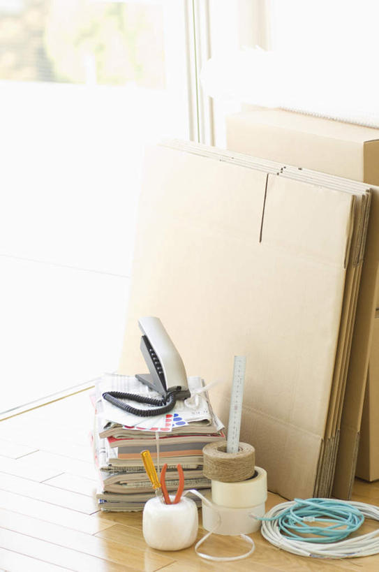 无人,竖图,室内,特写,白天,正面,静物,连接,组合,线,办公用品,订书机,摄影,影棚,链接,装订,拼接,杠杆,拼凑,订书器,线轴,拼合,凑集,聚合,撮合,链结,缝合,瓦楞纸,彩图,影棚拍摄,拍摄