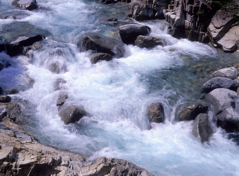 无人,横图,俯视,室外,白天,旅游,度假,河流,礁石,石头,美景,水,长野县,日本,亚洲,阴影,湍急,光线,石子,影子,河水,景观,水流,娱乐,阳光,自然,享受,休闲,景色,放松,自然风光,东亚,本州,本州岛,日本国,中部地方,长野,礁,石块,岩石,彩图,高角度拍摄