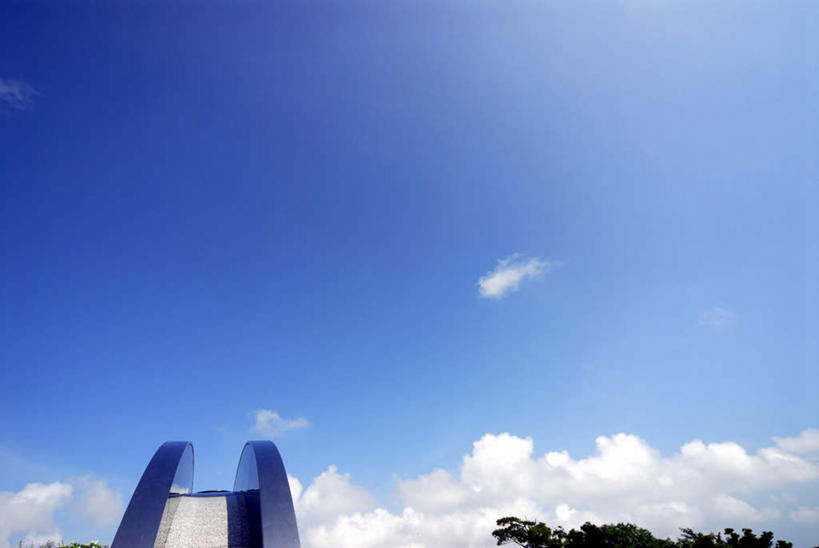 无人,高楼大厦,横图,室外,白天,仰视,度假,美景,植物,城市风光,标志建筑,城市,大厦,地标,建筑,摩天大楼,神奈川,日本,亚洲,景观,云,云朵,神奈川县,云彩,娱乐,建设,树,树木,蓝色,绿色,白云,蓝天,天空,自然,天,享受,休闲,景色,放松,生长,晴朗,成长,东亚,本州,关东地方,本州岛,日本国,晴空,彩图,低角度拍摄,大楼,高层建筑,高楼,摩天楼