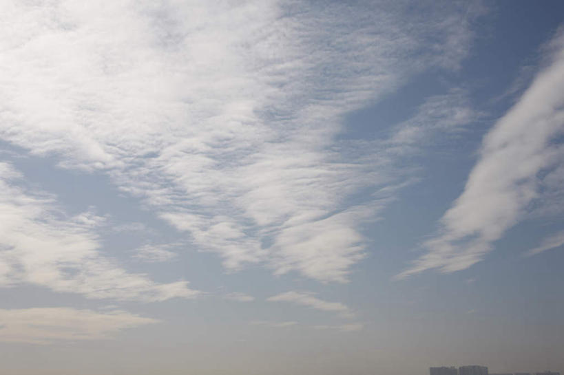 无人,横图,室外,白天,仰视,旅游,度假,美景,阴影,光线,影子,景观,云,云朵,云彩,娱乐,蓝色,白云,蓝天,天空,阳光,自然,天,享受,休闲,景色,放松,晴朗,自然风光,晴空,彩图,低角度拍摄