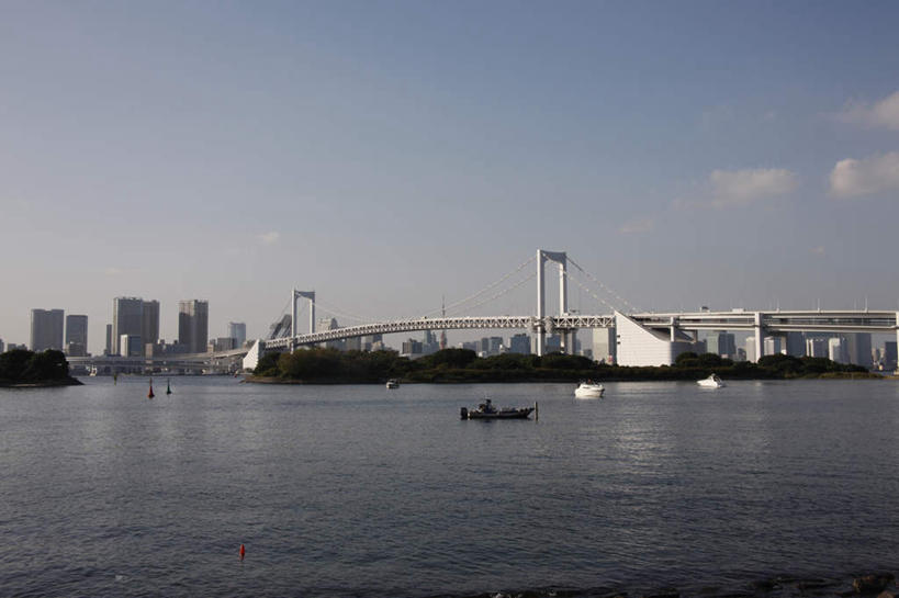 无人,横图,室外,白天,正面,旅游,度假,河流,水,植物,标志建筑,大桥,地标,建筑,立交桥,桥梁,东京,日本,亚洲,阴影,光线,影子,河水,水流,云,云朵,高架,斜拉桥,桥,彩虹大桥,云彩,娱乐,建设,树,树木,蓝色,绿色,白云,蓝天,天空,阳光,自然,天,享受,休闲,旅游胜地,放松,生长,成长,东亚,本州,关东地方,本州岛,日本国,东京都,日本彩虹大桥,彩图