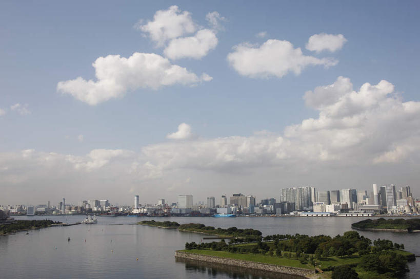 无人,高楼大厦,横图,俯视,航拍,室外,白天,度假,草地,草坪,美景,植物,城市风光,标志建筑,城市,大厦,地标,建筑,摩天大楼,东京,日本,亚洲,景观,云,云朵,云彩,娱乐,建设,草,树,树木,蓝色,绿色,白云,蓝天,天空,自然,天,享受,休闲,景色,放松,生长,成长,鸟瞰,东亚,本州,关东地方,本州岛,日本国,东京都,品川,彩图,高角度拍摄,大楼,高层建筑,高楼,摩天楼