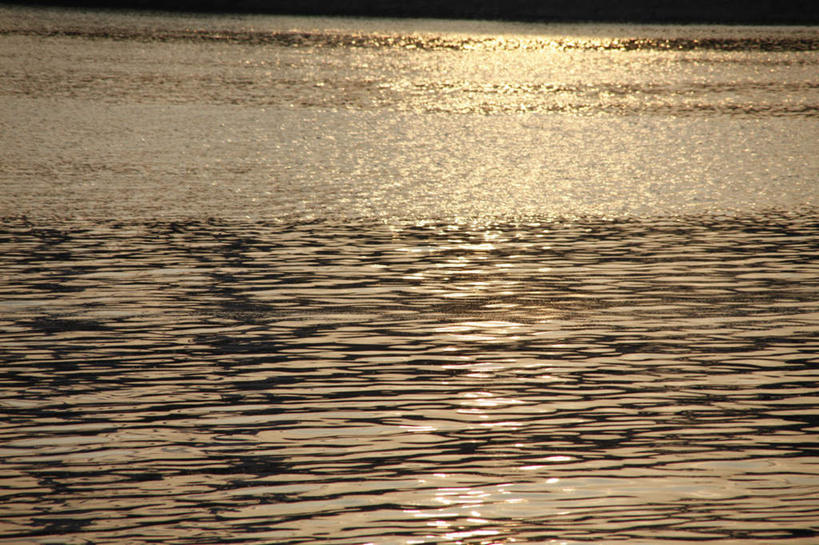 无人,横图,俯视,室外,白天,旅游,度假,海浪,海洋,美景,日落,景观,浪花,晚霞,霞光,娱乐,自然,海水,黄昏,享受,休闲,景色,彩霞,放松,波光粼粼,自然风光,海景,大海,风浪,海,海水的波动,近岸浪,涌浪,夕阳,彩图,高角度拍摄