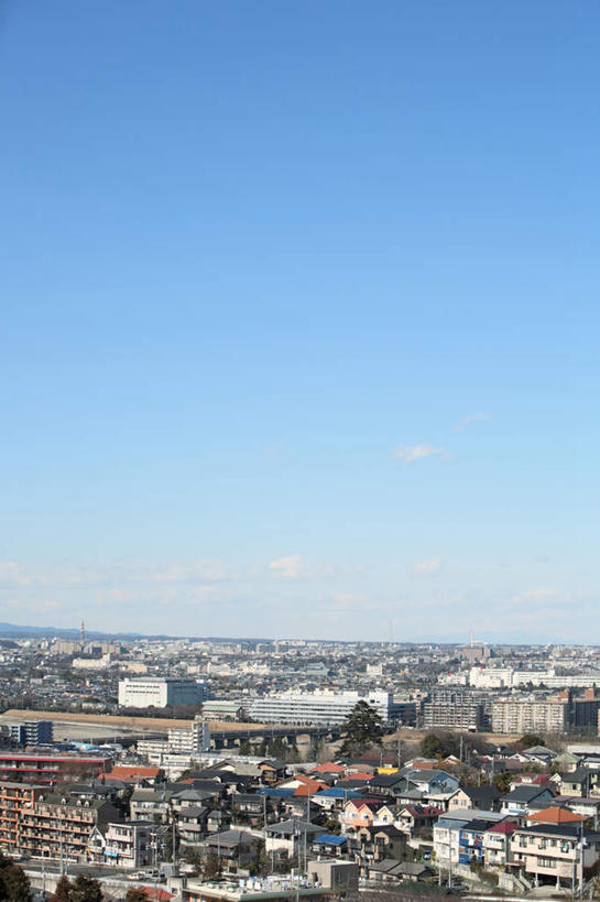 无人,高楼大厦,竖图,全景,俯视,航拍,室外,白天,度假,美景,天际线,城市风光,城市,大厦,建筑,摩天大楼,东京,日本,亚洲,朦胧,模糊,景观,娱乐,建设,蓝色,蓝天,天空,天,享受,休闲,景色,放松,晴朗,鸟瞰,东亚,本州,万里无云,关东地方,本州岛,日本国,东京都,晴空,晴空万里,彩图,高角度拍摄,大楼,高层建筑,高楼,摩天楼