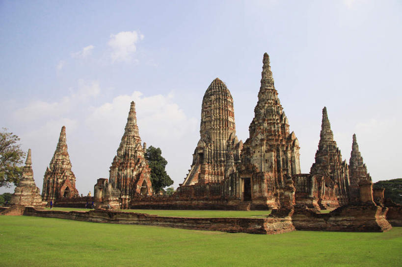 无人,横图,室外,白天,正面,旅游,度假,名胜古迹,标志建筑,地标,建筑,雕塑,泰国,亚洲,破旧,遗迹,艺术,装饰,雕刻,雕像,佛像,云,云朵,建筑群,云彩,古迹,破坏,文物,娱乐,建设,古建筑,石雕,大城,破损,废墟,蓝色,白云,蓝天,天空,工艺品,天,享受,休闲,旅游胜地,放松,东南亚,晴朗,纪念,美术,损坏,主题,陈列,古文明,泰王国,功能,美学,阿育他耶府,大城府,晴空,彩图