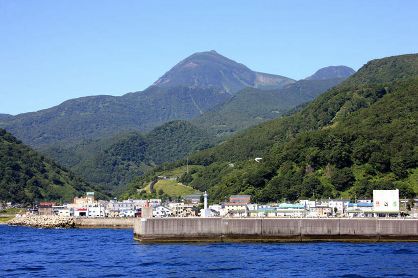 无人,公园,家,码头,横图,室外,白天,正面,旅游,度假,湖,湖泊,美景,山,山脉,水,植物,别墅,港口,建筑,北海道,日本,亚洲,许多,波纹,房屋,屋子,湖面,景观,山川,山峰,水流,水面,公寓,建筑群,涟漪,山峦,娱乐,建设,洋房,楼房,住宅,树,树木,蓝色,绿色,蓝天,水纹,天空,自然,波浪,湖水,群山,天,享受,休闲,景色,放松,生长,晴朗,成长,国家公园,自然风光,东亚,万里无云,日本国,水晕,北海道地方,北海道岛,知床半岛,知床国家公园,晴空,晴空万里,彩图,房子,摆渡口,埠头,渡口,渡头,港湾,海港,货运码头,口岸,商港