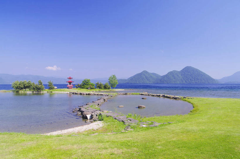 无人,公园,横图,室外,白天,正面,旅游,度假,草地,草坪,湖,湖泊,美景,森林,树林,水,植物,大桥,立交桥,桥梁,北海道,日本,亚洲,一幢,许多,朦胧,模糊,亭子,湖面,景观,水流,水面,云,云朵,高架,斜拉桥,桥,粉红色,云彩,娱乐,树,树木,蓝色,绿色,白云,蓝天,天空,自然,湖水,天,享受,休闲,景色,放松,生长,晴朗,成长,国家公园,自然风光,东亚,日本国,北海道地方,北海道岛,支笏湖国家公园,晴空,彩图