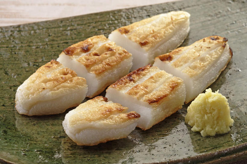 芥末,无人,横图,俯视,室内,特写,白天,烹饪,餐具,一排,许多,切开,阴影,整齐,反射,碟子,盘,影子,日本料理,料理,食品,菜肴,美食,食物,排列,盘子,碟,日式料理,切,日式,休闲服,佳肴,队列,剖面,切面,山葵,泽山葵,溪山葵,鱼糕,芥子末,山嵛菜,芥辣粉,哇沙比,辣根,彩图,高角度拍摄