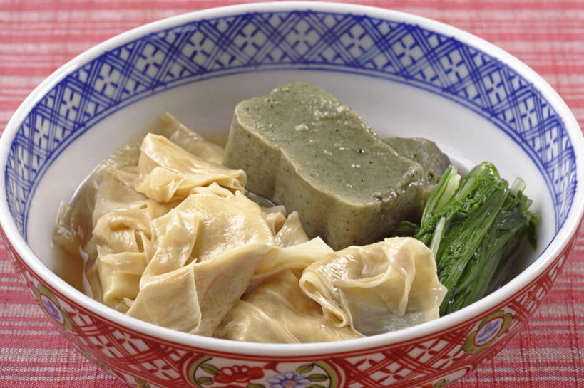 无人,横图,俯视,室内,特写,白天,烹饪,餐桌,桌面,桌子,日本料理,料理,食品,豆腐皮,菜肴,美食,食物,日式料理,日式,摄影,佳肴,影棚,餐台,豆制品,腐竹,腐皮,彩图,高角度拍摄,影棚拍摄,拍摄