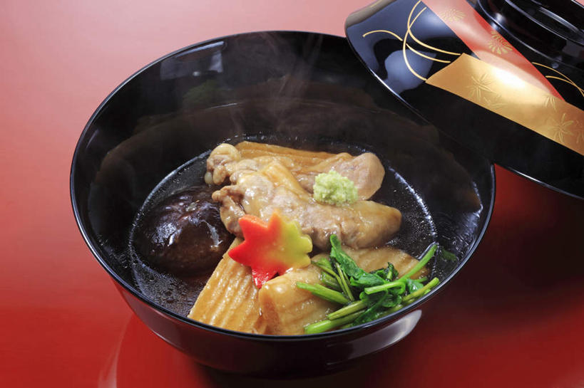 无人,横图,俯视,室内,特写,白天,烹饪,餐桌,桌面,桌子,蔬菜,餐具,新鲜,鸭子,葱,青葱,肉,日本料理,料理,食品,菜肴,美食,肉类,食物,碗,日式料理,日式,摄影,佳肴,有机食品,绿色食品,影棚,餐台,肉食,炖菜,进餐用具,烹调用具,彩图,高角度拍摄,影棚拍摄,拍摄