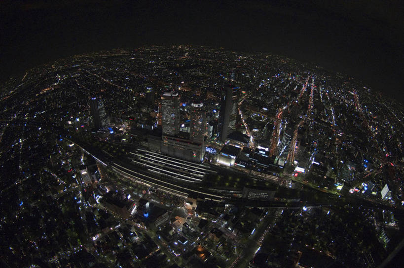 无人,家,高楼大厦,横图,俯视,航拍,室外,夜晚,度假,美景,城市风光,标志建筑,城市,大厦,地标,建筑,摩天大楼,夜景,爱知县,名古屋,日本,亚洲,阴影,光线,影子,房屋,屋子,景观,公寓,灯光,娱乐,建设,洋房,楼房,住宅,享受,休闲,景色,放松,鸟瞰,东亚,本州,本州岛,日本国,中部地方,爱知,县厅,名古屋市,彩图,高角度拍摄,房子,大楼,高层建筑,高楼,摩天楼,名古屋站