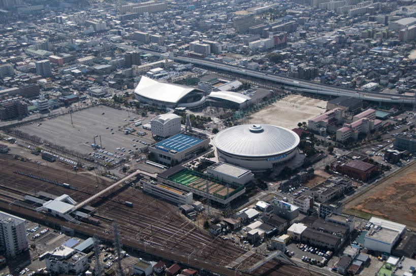 无人,家,高楼大厦,横图,俯视,航拍,室外,白天,度假,美景,植物,城市风光,标志建筑,城市,大厦,道路,地标,建筑,路,摩天大楼,公路,爱知县,名古屋,日本,亚洲,房屋,屋子,景观,公寓,交通,娱乐,建设,洋房,楼房,住宅,树,树木,绿色,自然,享受,休闲,景色,放松,生长,成长,鸟瞰,东亚,本州,本州岛,日本国,中部地方,爱知,县厅,名古屋市,马路,彩图,高角度拍摄,房子,大楼,高层建筑,高楼,摩天楼