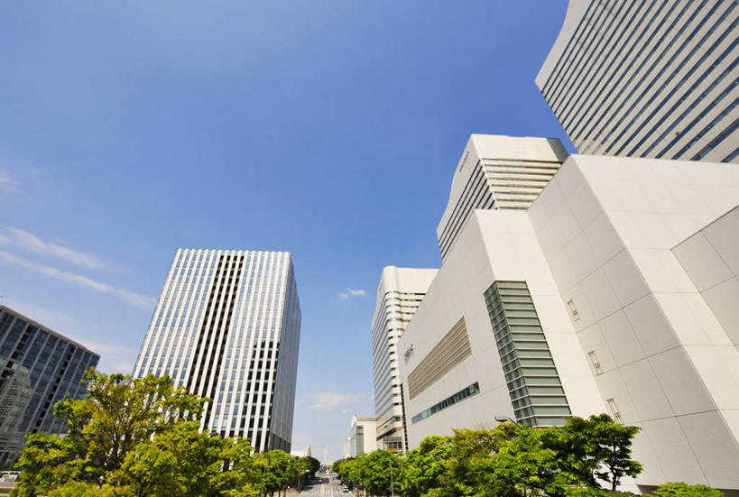 无人,高楼大厦,横图,室外,白天,仰视,度假,美景,植物,城市风光,标志建筑,城市,大厦,地标,建筑,摩天大楼,神奈川,日本,亚洲,阴影,光线,影子,景观,云,云朵,建筑群,横滨,横滨市,神奈川县,云彩,娱乐,建设,树,树木,蓝色,绿色,白云,蓝天,天空,阳光,自然,天,享受,休闲,景色,放松,生长,晴朗,成长,东亚,本州,首府,关东地方,本州岛,日本国,港未来21区,晴空,彩图,低角度拍摄,大楼,高层建筑,高楼,摩天楼