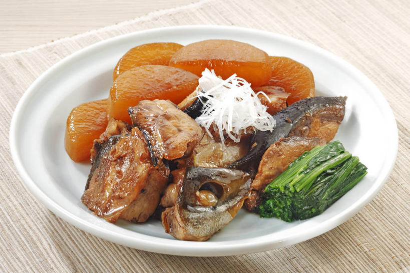 海鲜,无人,横图,俯视,室内,特写,白天,烹饪,餐桌,桌子,萝卜,白萝卜,蔬菜,阴影,新鲜,反射,鱼,影子,陶瓷,肉,鱼肉,日本料理,料理,食品,陶瓷制品,水产,菜肴,美食,肉类,鱼类,海洋生物,食物,一个,容器,碗,日式料理,日式,佳肴,有机食品,绿色食品,单个,餐台,储藏,储存,水生动物,海产品,笛鲷,水生物,肉食,海底动物,黄尾笛鲷,莱菔,彩图,高角度拍摄,贮存