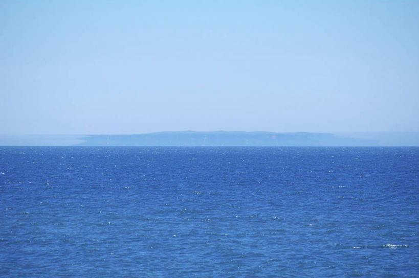 无人,横图,室外,白天,正面,旅游,度假,岛屿,海浪,海洋,美景,北海道,日本,亚洲,阴影,光线,影子,岛,景观,浪花,娱乐,蓝色,蓝天,天空,阳光,自然,海水,天,享受,休闲,景色,放松,晴朗,自然风光,海景,东亚,万里无云,日本国,北海道地方,北海道岛,道北,大海,风浪,海,海水的波动,近岸浪,列岛,群岛,涌浪,诸岛,晴空,晴空万里,彩图,留萌振兴局,振兴局,烧尻岛,羽幌町